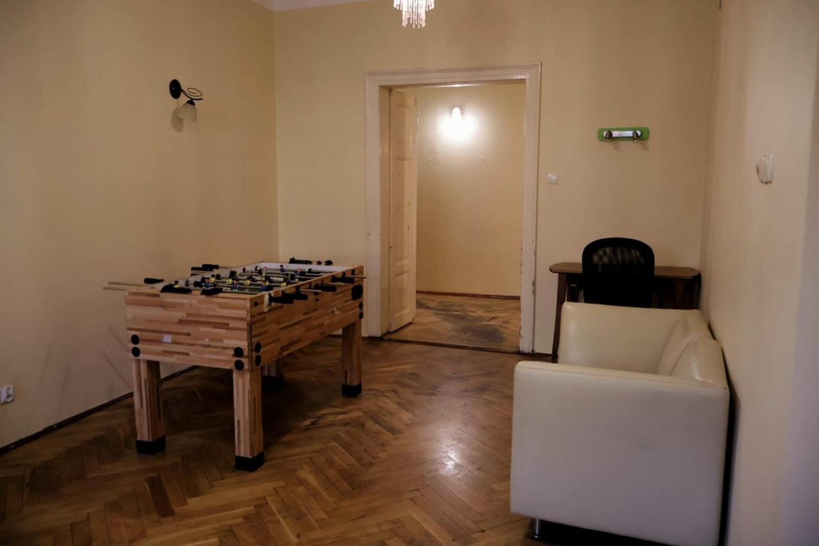 50 People Apartment Krasków Eksteriør bilde