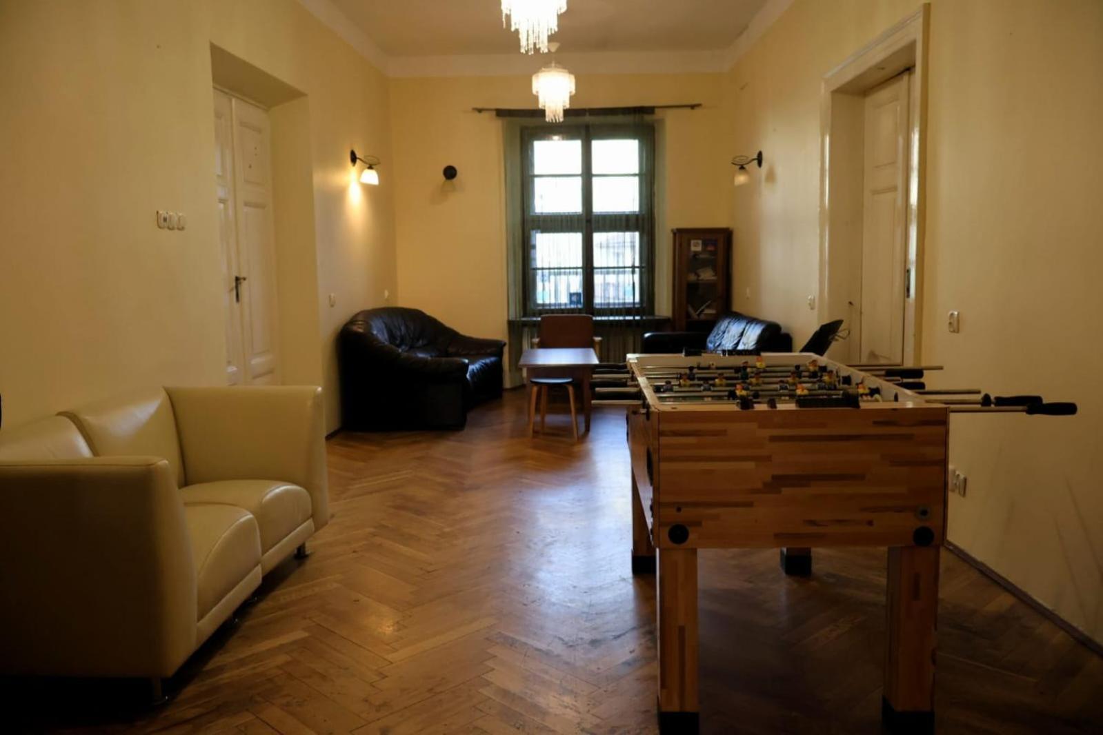 50 People Apartment Krasków Eksteriør bilde