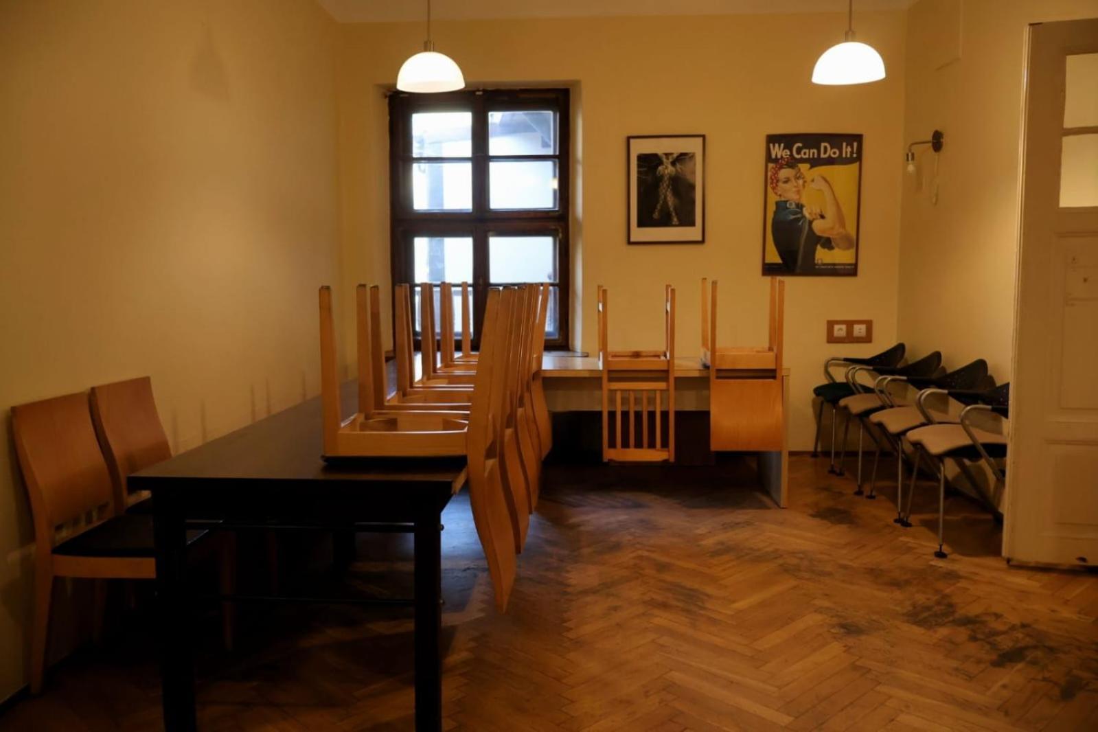 50 People Apartment Krasków Eksteriør bilde
